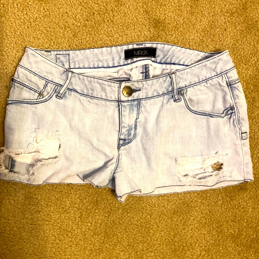 Matix Distressed Jean Shorts - 28